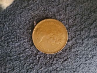 1975 British Queen Elizabeth II-2 pence coin