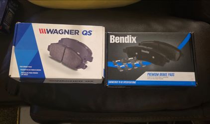 Jeep brake pads NEW!
