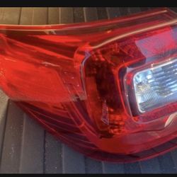 OEM Left Driver Side LED Tail Lamp For Subaru Outback 84912-AL06A