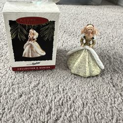 Hallmark Holiday Barbie Ornament 