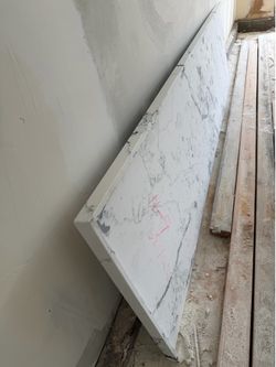 Quartz 91 3/4 x 26