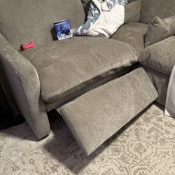 (100$ Or Best Offer) Living Spaces Couch Corner