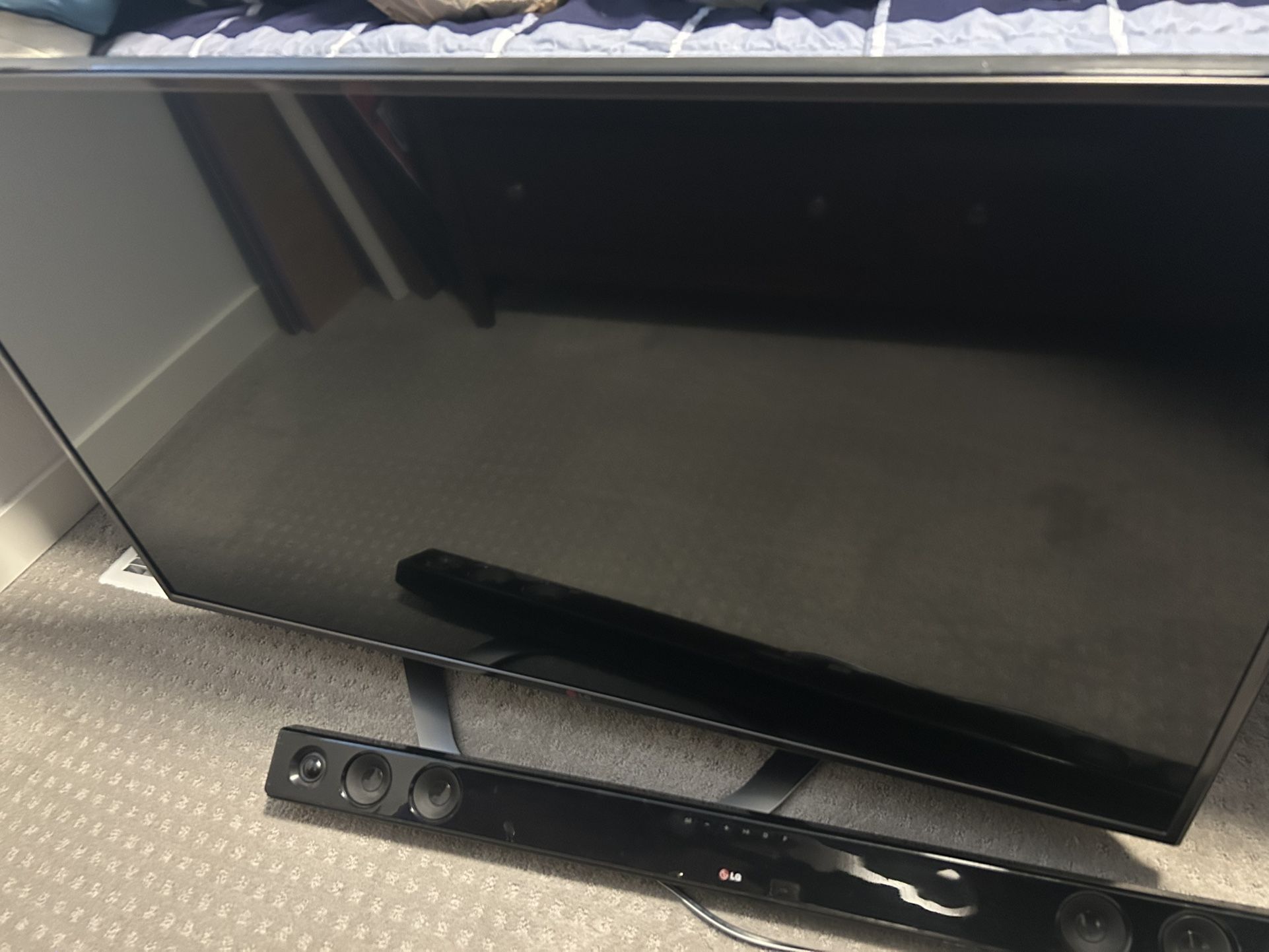 50 In LG 3D Capable TV And Sound Bar