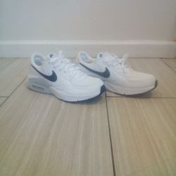 Nike Air Max Size 8