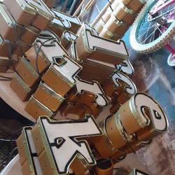 Commercial Metal Sign Lighted Letters 