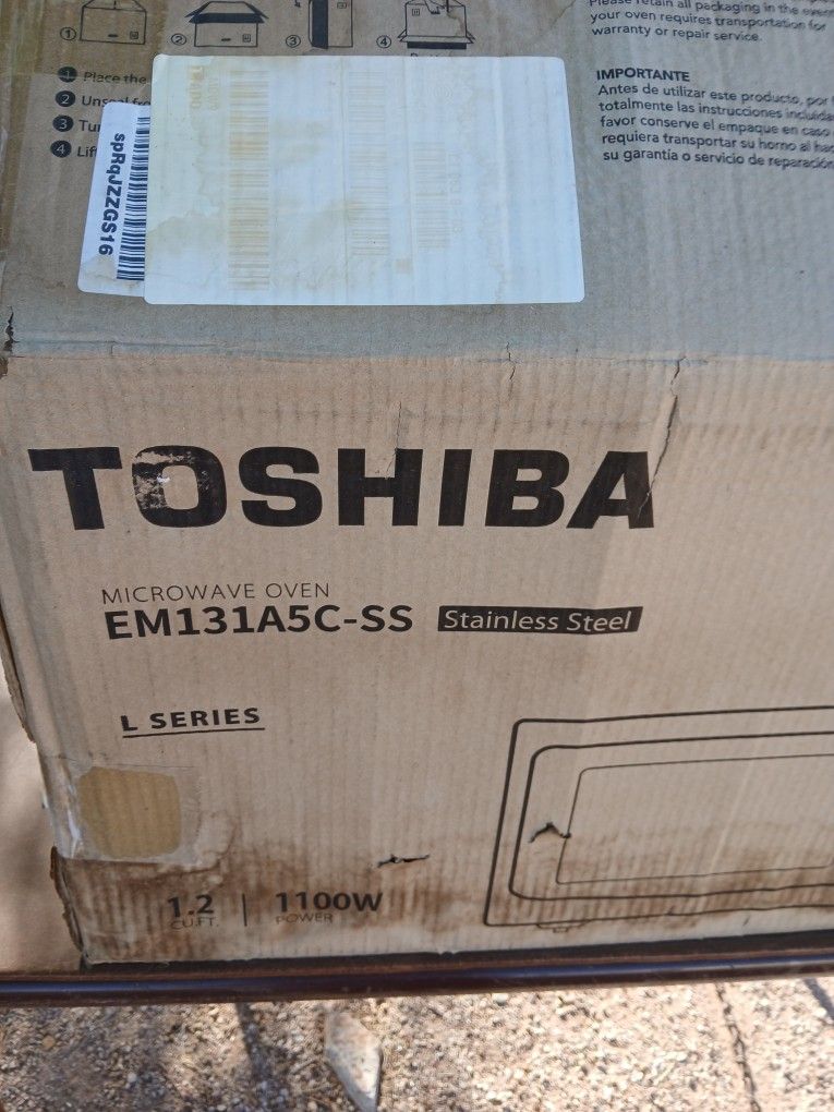 Toshiba Em131a5c-ss