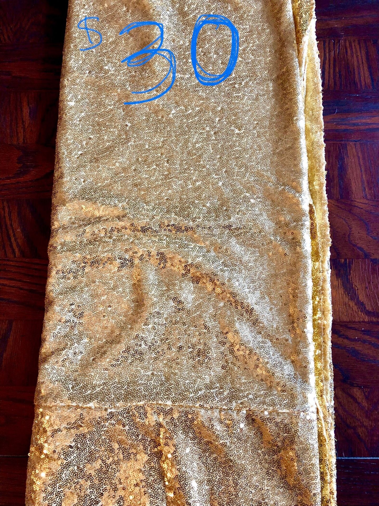 Gold sequin table overlay