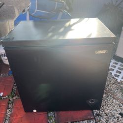 Working Freezer 