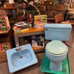Vintage Retro Blue 4-piece Bathroom Set