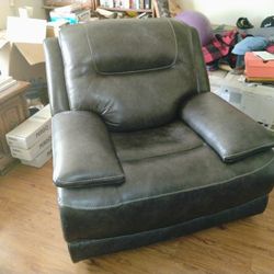 Park House Spartacus Power Headrest Recliner,Chocolate 
