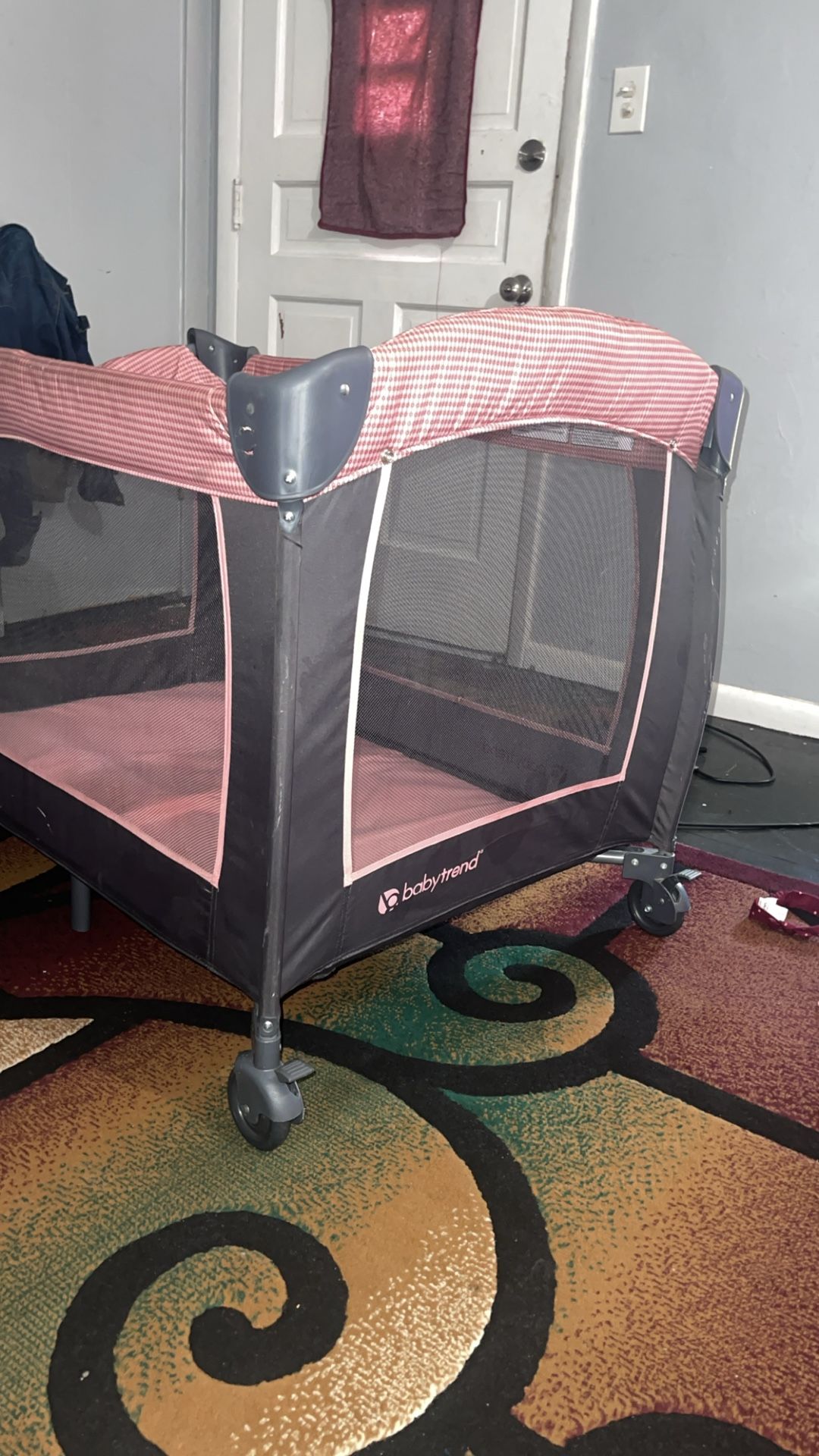 Baby Trend Play Pen