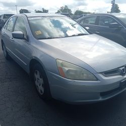 2003 Honda Accord 