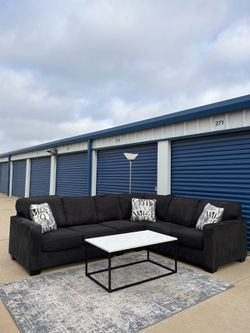 Free Delivery 🚚 | Ashley Furniture Sectional