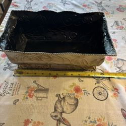 Vintage metal planter 