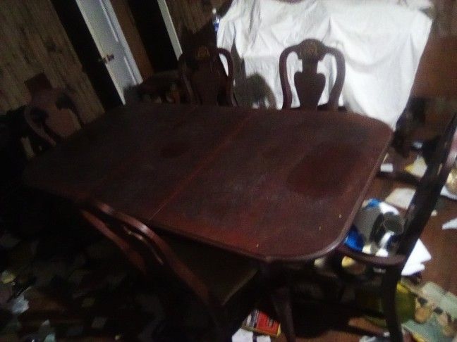 Dinning Room Table