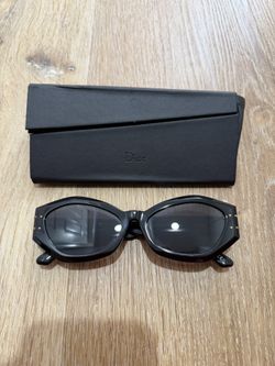DIOR sunglasses 