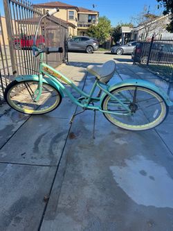 Beach cruiser