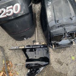 Mercury Verado Cowlings & Lower Unit