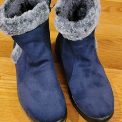 Furlined Ankle Boots , Navy Blue Color