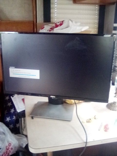 Dell SE2717H Monitor Gently Used