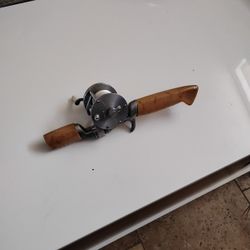 Vintage Fishing reel Lashless