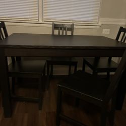 Dining Room Table With Four Chairs 