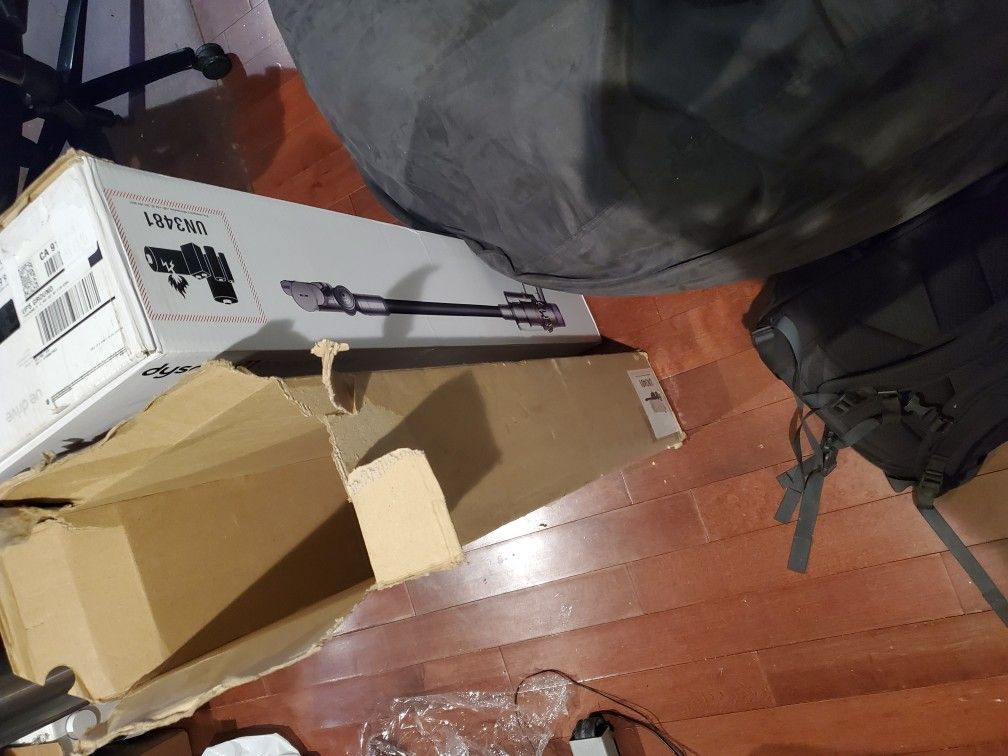 Brand new Dyson v11 torque