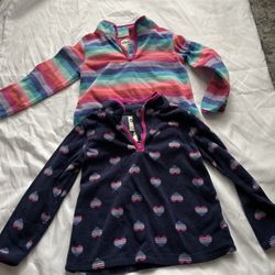 2 oshkosh b’gosh fleece pullovers 