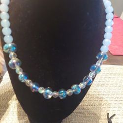 LIGHT BLUE PRETTY CRYSTAL NECKLACE W/3 MATCHING BRACELETS 