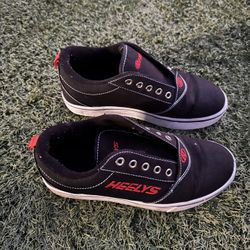 Youth size 4 Heelys Shoes