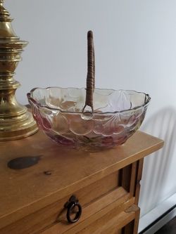 IRIDESCENT FRUIT GLASS BOWL WITH WICKER HANDLE