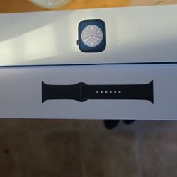 Apple Watch Series 8 