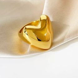 CHUNKY HEART ring