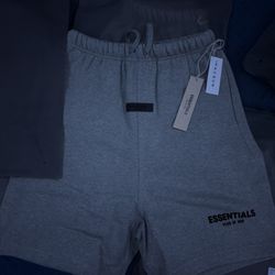 Essentials Shorts