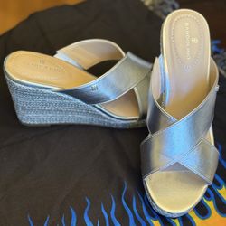 Bandolino Espadrille Wedge Slingbacks Size 9