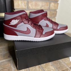 Air Jordan 1 Mid