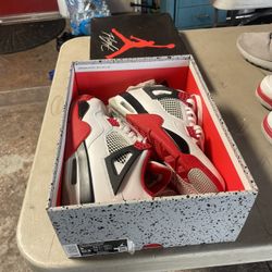 NIKE JORDAN AUTENTIC  New