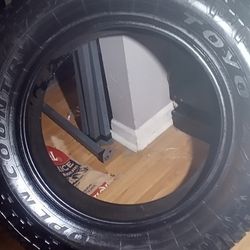 Toyo A/T III Open County 275/65R20 Tires