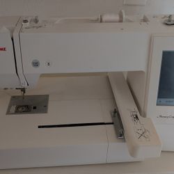 Janome Embroidery Memory Craft 400e
