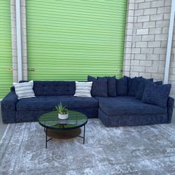 *Free Delivery* Macys Large Sectional Couch Sofa 