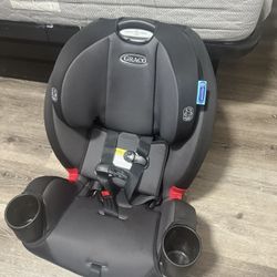 Graco Car Seat!!
