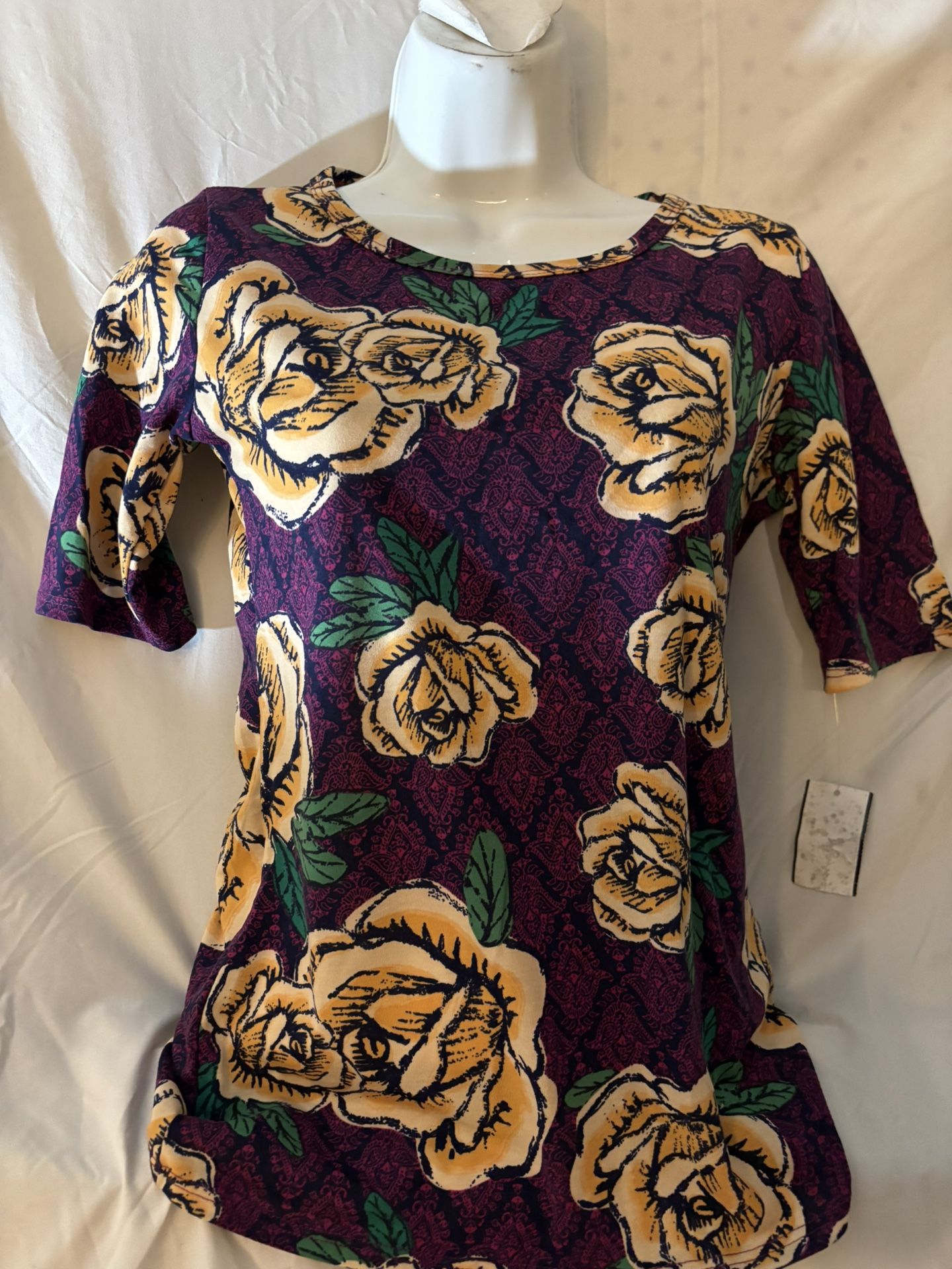 Blouse 👚💐 Lularoe Designer
