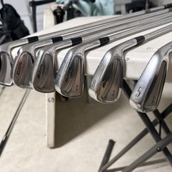 MIZUNO MP30 IRONS P-9