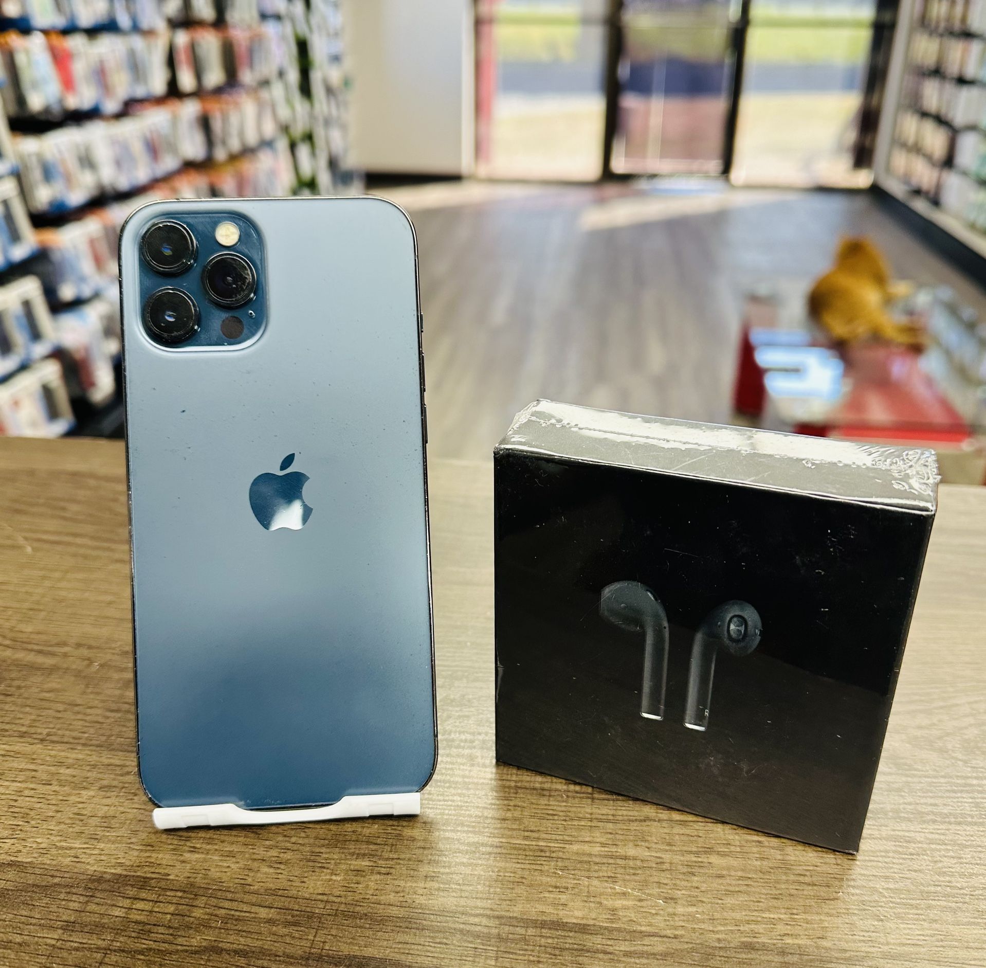 Iphone 12 Pro Max 128GB Unlocked With Free Wireless Headphones For Halloween🎁🥳