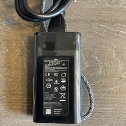 USB TYPE C CHARGER,S{read Details} 
