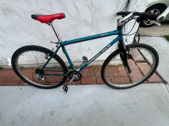 Diamond Back vintage mountain bike