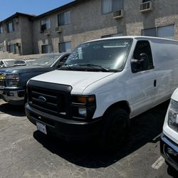 2013 Ford E250