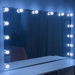 Vanity mirror for sale ‼️