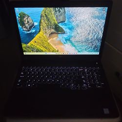 Dell Latitude 5590 Business Laptop 15.6 Inch HD Display Up To 4.2GHz Intel Quad Core 8th Gen i7-8650U Intel HD 620 Graphics16GB DDR4 RAM 512GB NVMe M.