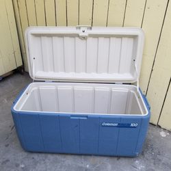 Coleman Big cooler -It needs the drain plug [ SEE  ALL PICS FOR MEASURES & CONDITION PLEASE ]